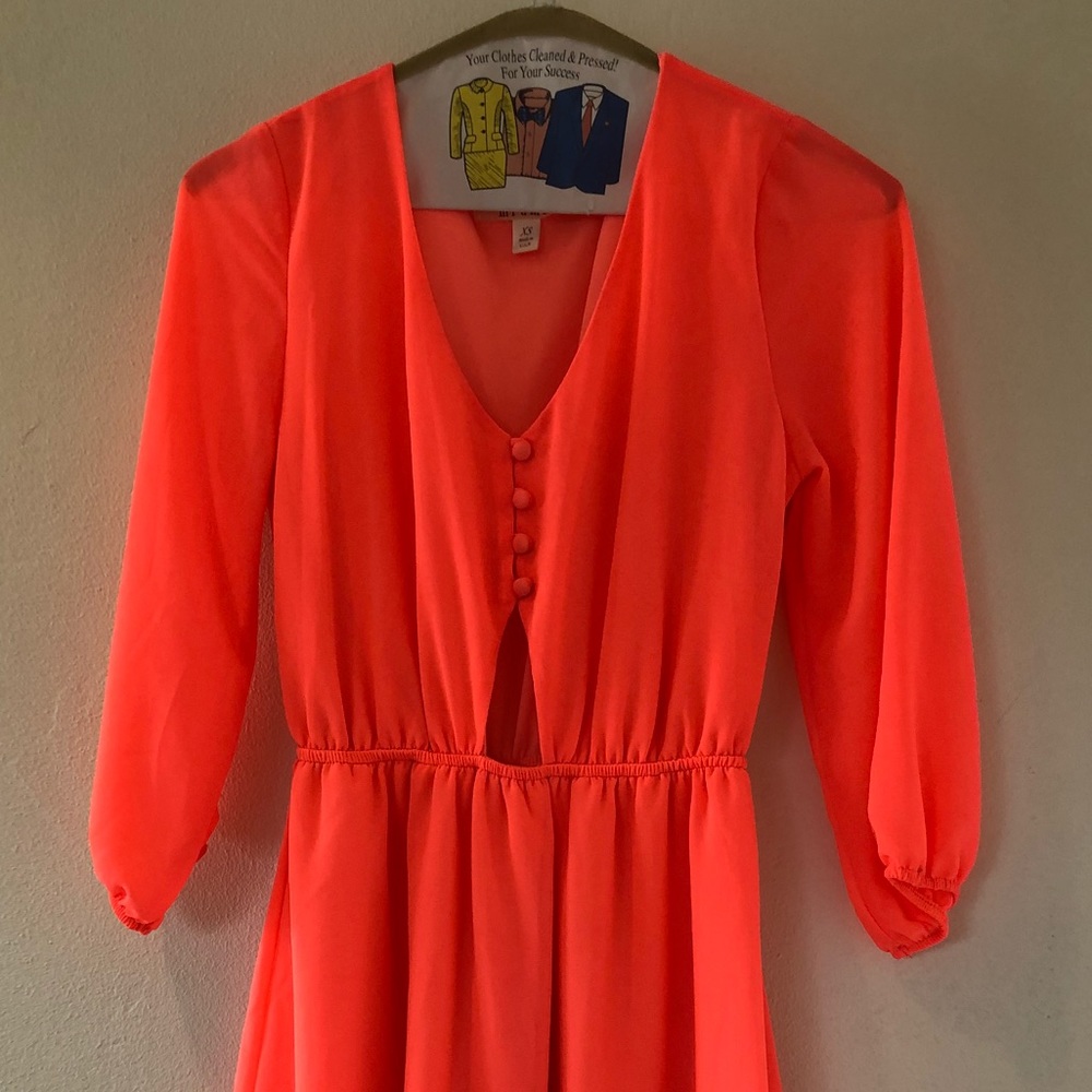 Francescas Dress w/ Sleeves